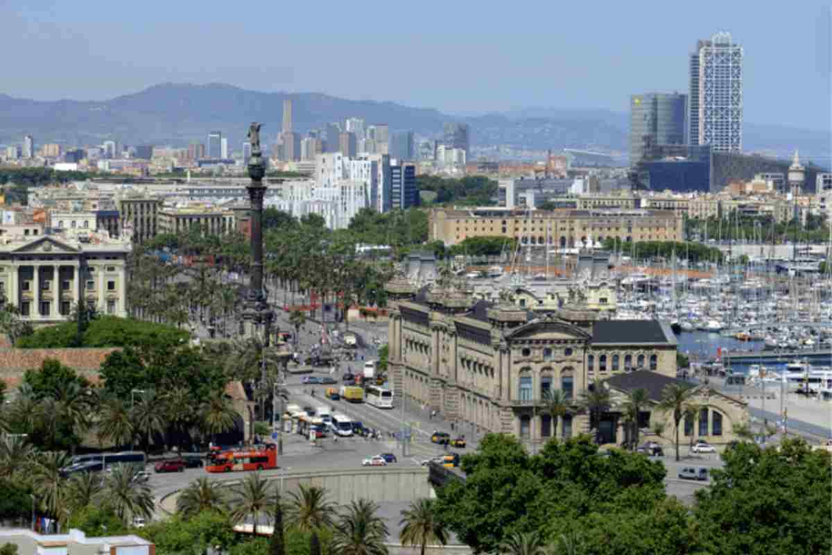 Nuove regole per turisti a Barcellona